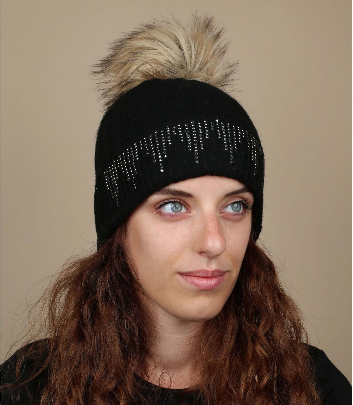 Bonnet noir gros pompon fourrure Marigold beanie black